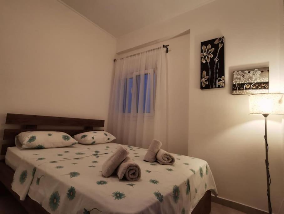 Apartment With 3 Rooms Just 1 Min From The Beach And Free Public Parking Peraia  Exterior photo